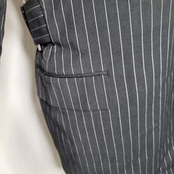 Calvin Klein Women's Pinstripe Belted Jacket Black White NWT Size 4 - Picture 6 of 10